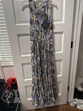 Floral Pleated Maxi Dress NWT
